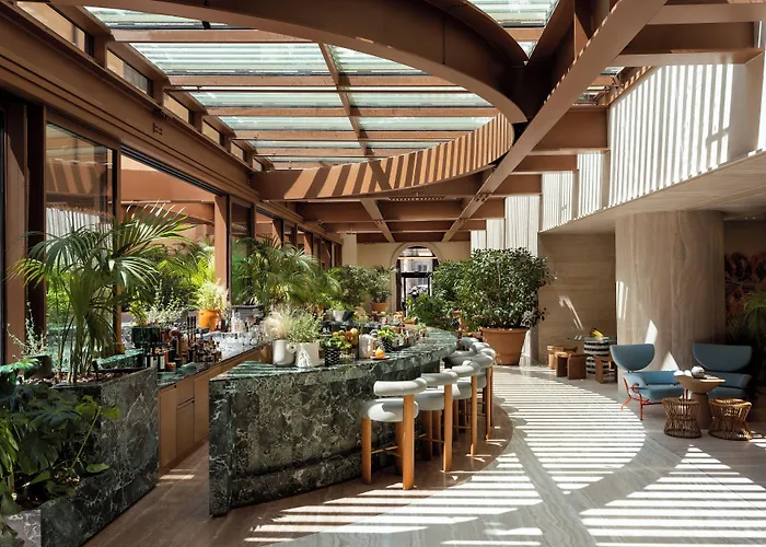 Six Senses Отель