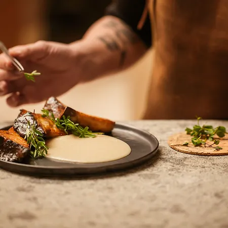 Six Senses Hotell 5*