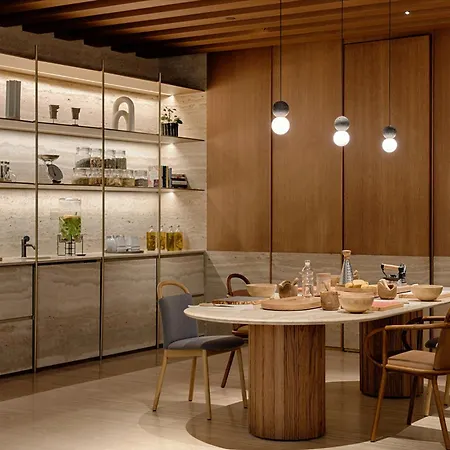 Отель Six Senses